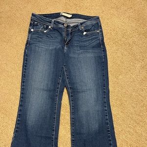 Womens Levi’s